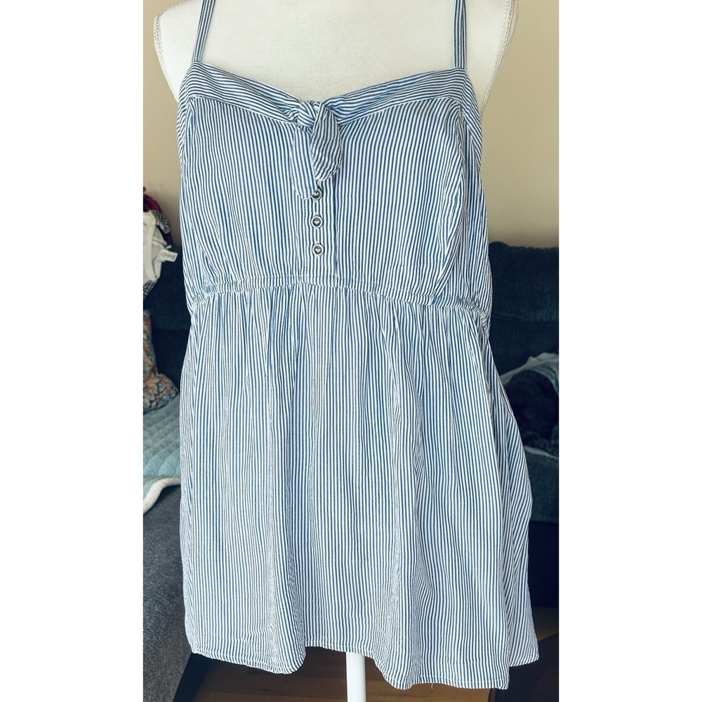 Torrid White Blue Stripe Plus Size 2 100% Rayon Chic‎ Boho Classy NWOT